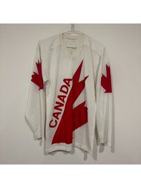 Vintage 1980s Team Canada Sandow Knit Hockey Jersey Size S *Read Description*